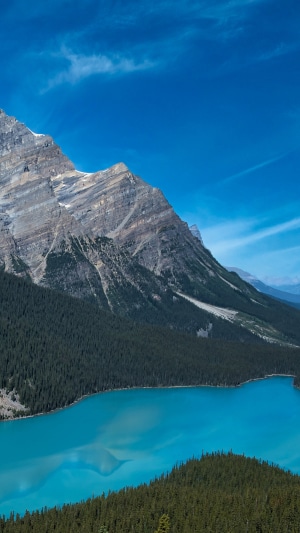 Turquoise lake and mountains in Banff National Park, Canada