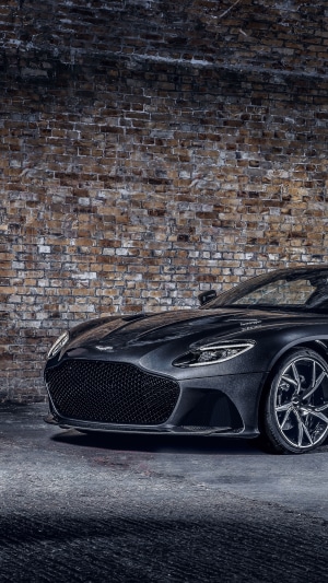 Aston Martin DBS Superleggera front view
