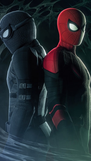 Spider-Man and Mysterio from Spider-Man: Far From Home 4K