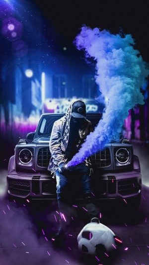Man with smoke bomb and Mercedes G-Class 4K
