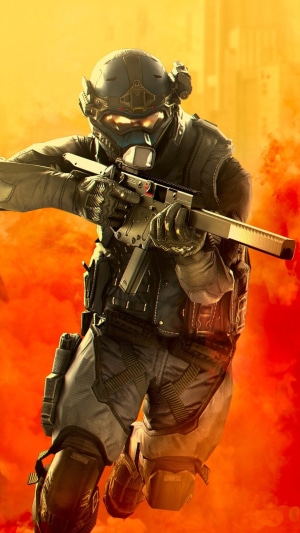 Soldier with rifle in Warface Breakout 4K