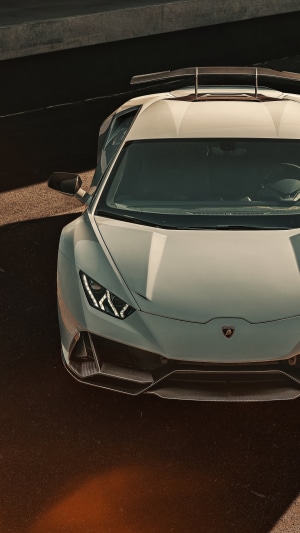 White Lamborghini Huracan Evo with Spoiler