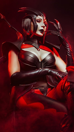 League of Legends cosplay of a female character