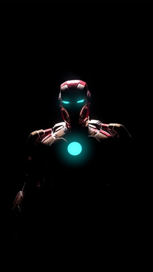 Iron Man in the dark 4K