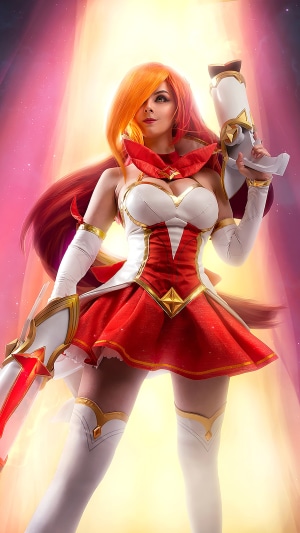 Miss Fortune cosplay from League of Legends
