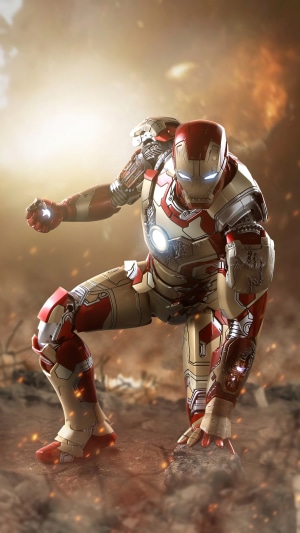 Iron Man in a battle pose, 4K