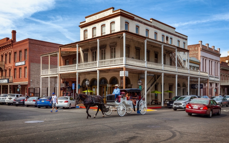 Horse-drawn carriage in historic Sacramento, California
