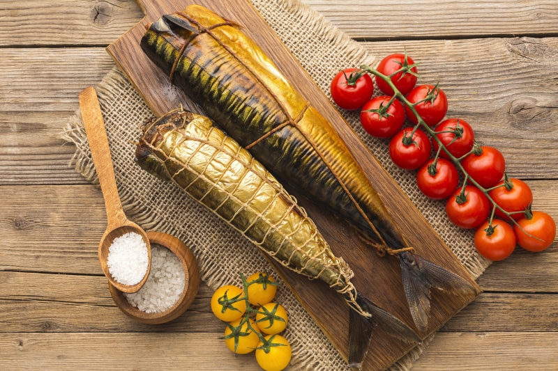 Smoked Mackerel with Tomatoes and Salt