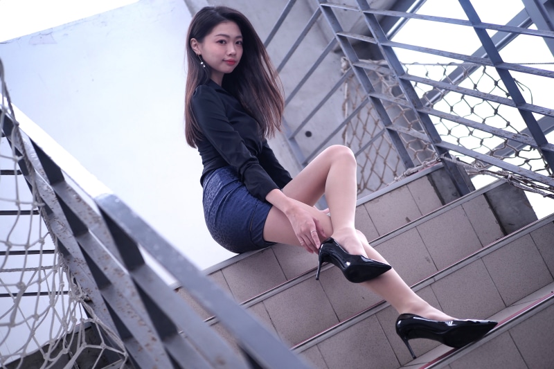 4k Asian Stairs Sitting Pose Legs Stilettos Skirt Blouse Hd