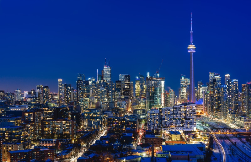 Toronto skyline with CN Tower at night