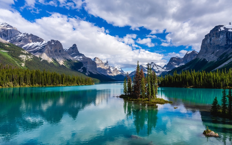 Maligne Lake, Jasper National Park, Canada