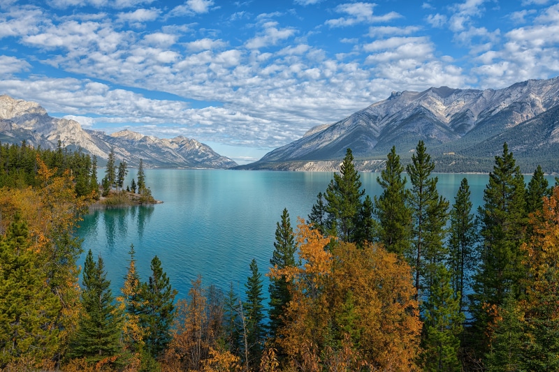 Abraham Lake, Canada, Mountains, Autumn Scenery