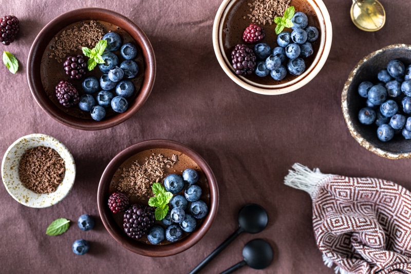 Chocolate mousse with berries and mint