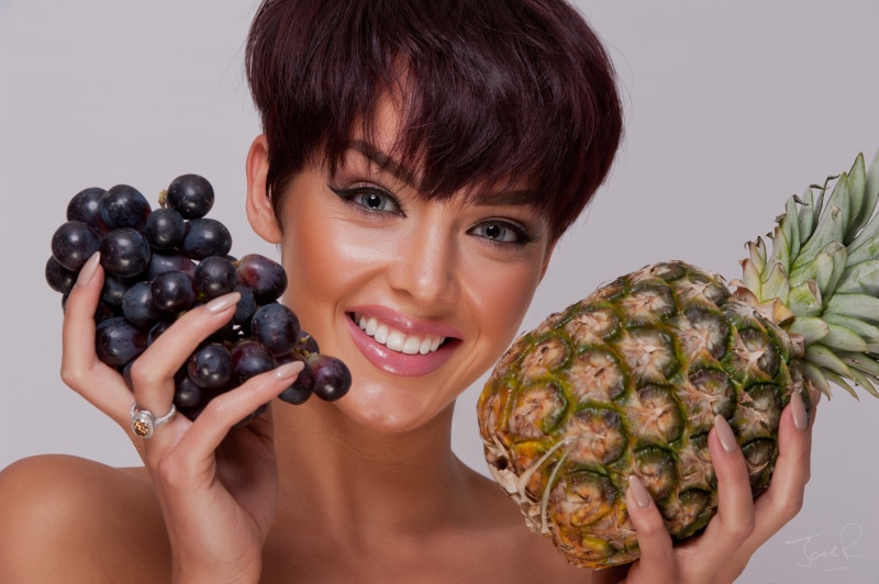Rosie Robinson with Grapes and Pineapple