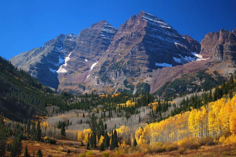 Maroon Bells Mountains in Autumn, Colorado, USA