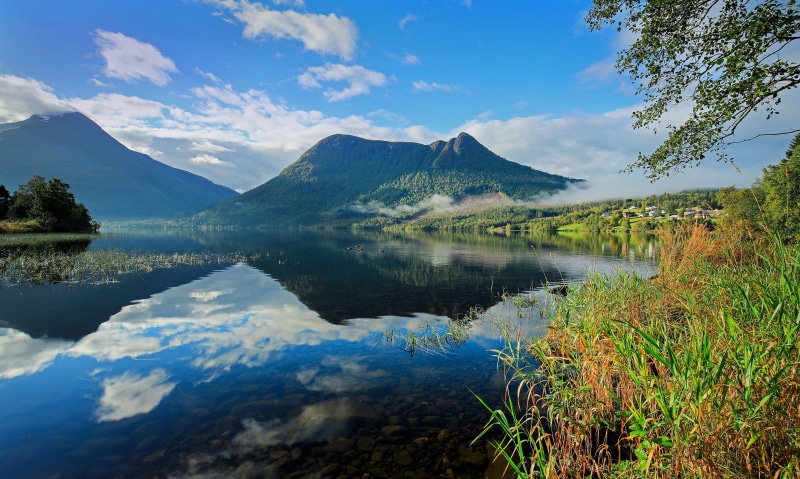 4K Norway Mountains Lake Reflection Autumn