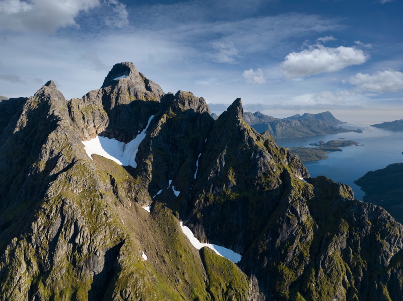 4K Norway Mountains Lofoten Crag