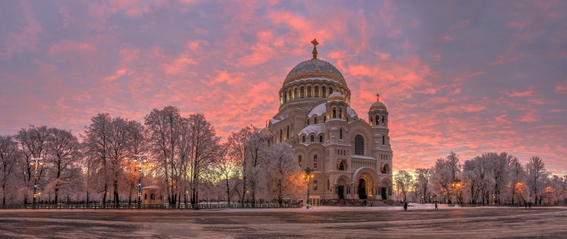 St. Nicholas Naval Cathedral in Kronstadt during winter sunrise