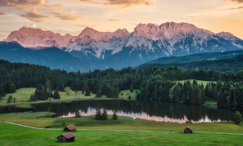 Mountains and Lake in Garmisch-Partenkirchen, Germany