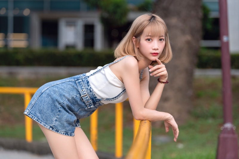 Asian Pose Shorts Singlet Hands Glance