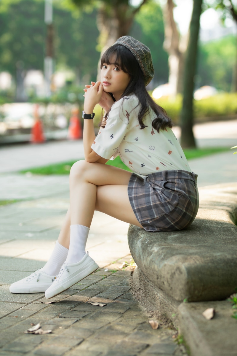 Asian, Sitting, Legs, Skirt, Blouse, Beret HD Phone Wallpaper | Rare ...