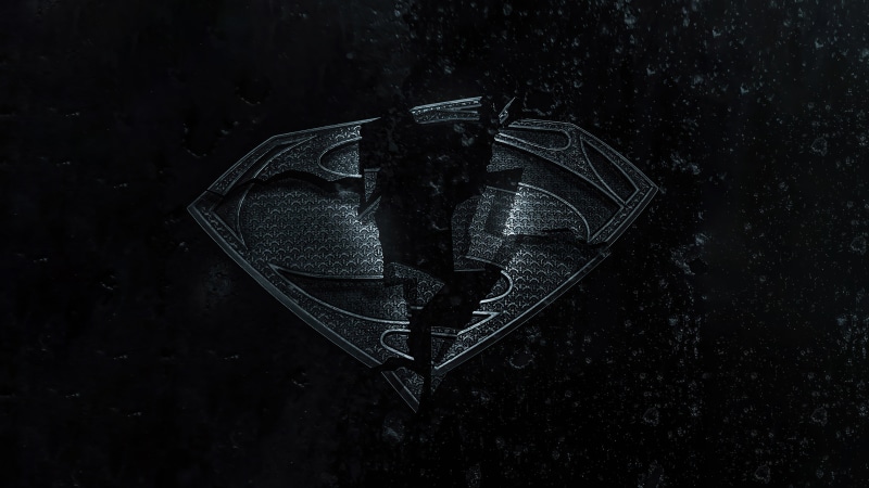 Broken Superman logo 4K
