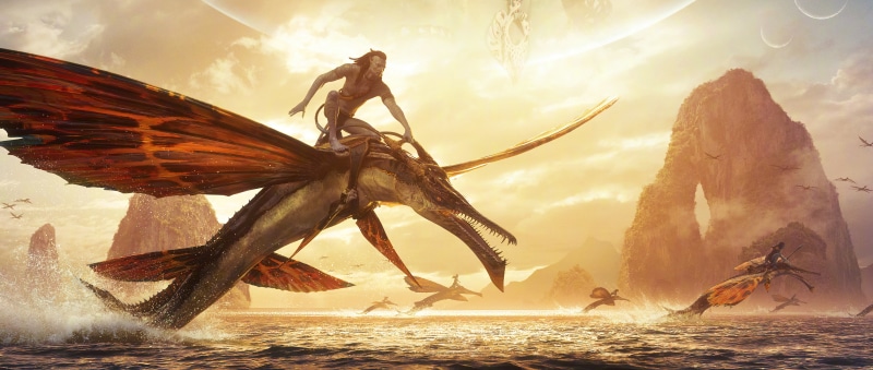 Jake Sully riding a Skimwing in Avatar: The Way of Water