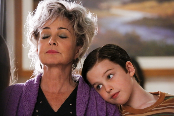 Sheldon Cooper and Meemaw in Young Sheldon