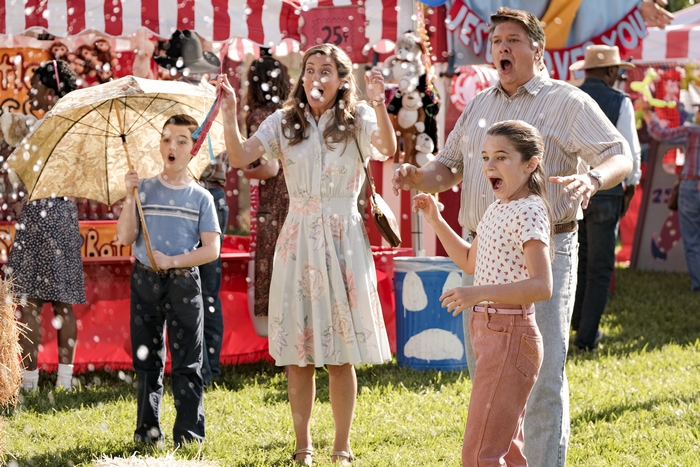 Young Sheldon cast surprised by confetti at the carnival