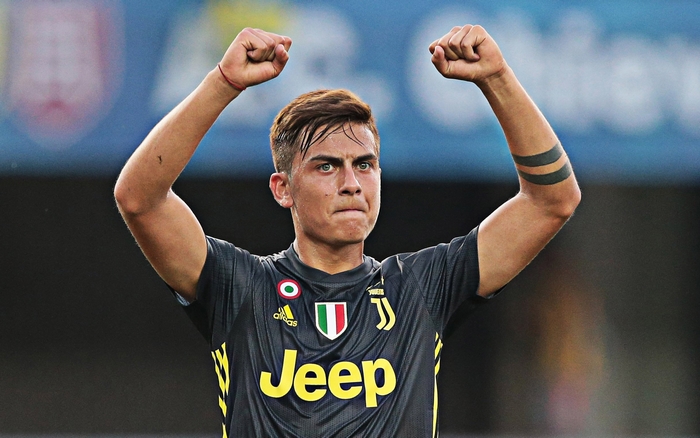 Paulo Dybala celebrates for Juventus F.C.