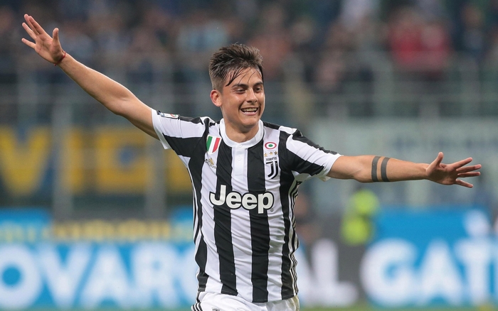 Paulo Dybala celebrating for Juventus F.C.