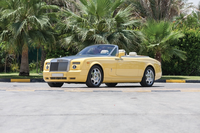 Luxury Yellow Rolls-Royce Phantom Drophead Coupe Cabriolet