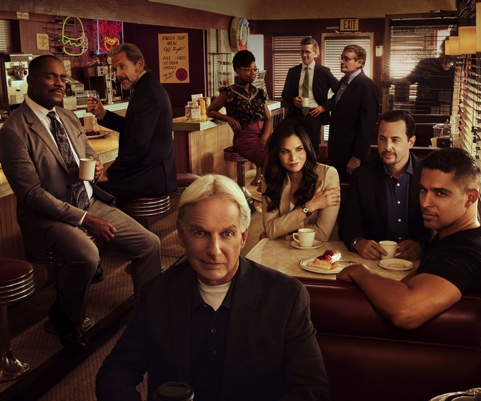 NCIS Season 19 cast in a diner