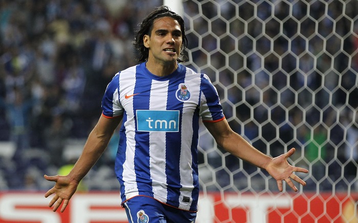 Falcao celebrating in FC Porto jersey