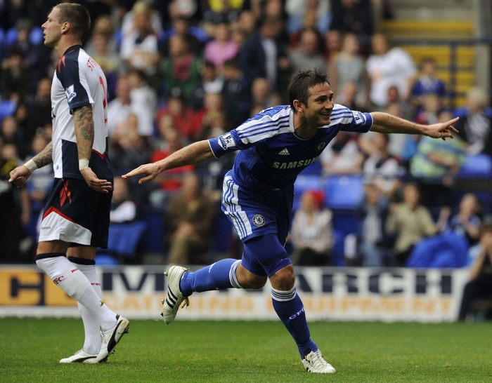 Frank Lampard celebrates a goal for Chelsea F.C.