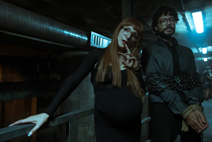 Pregnant Alicia Sierra and The Professor in Money Heist