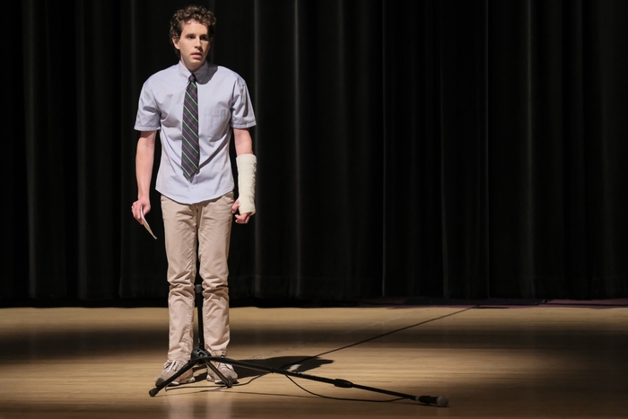 Dear Evan Hansen: Ben Platt on stage with cast