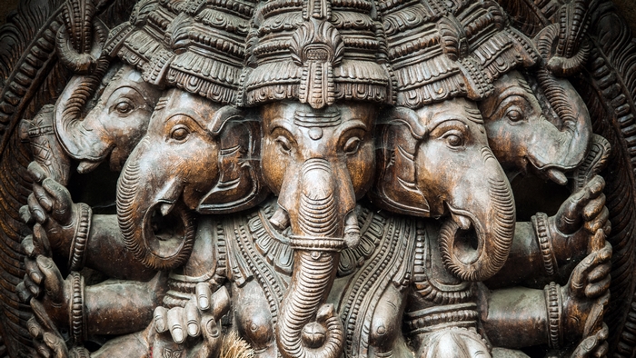 Panchamukhi Ganesh wooden statue carving