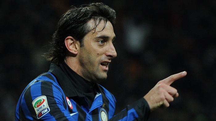 Diego Milito of Inter Milan pointing