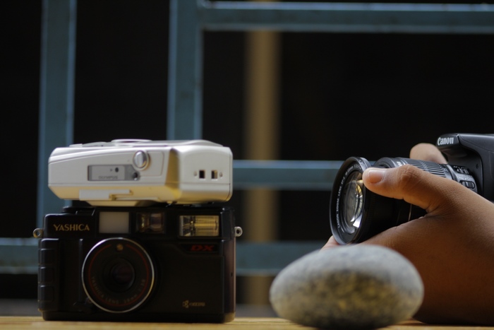 Vintage photography: Yashica and Olympus cameras with Canon