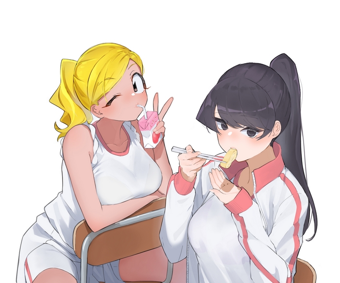 Komi Shouko and Rumiko Manbagi snacking together