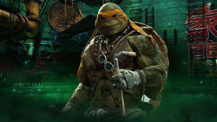 TMNT 2014 Michelangelo with nunchaku