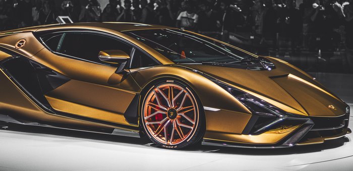 Gold Lamborghini Sián FKP 37 Supercar