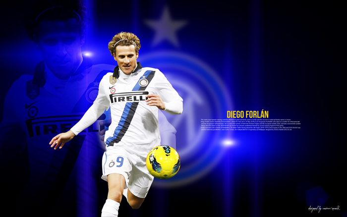 Diego Forlán playing soccer for Inter Milan