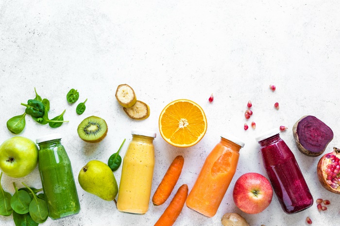Vibrant Smoothies with Fresh Fruits and Veggies 4K
