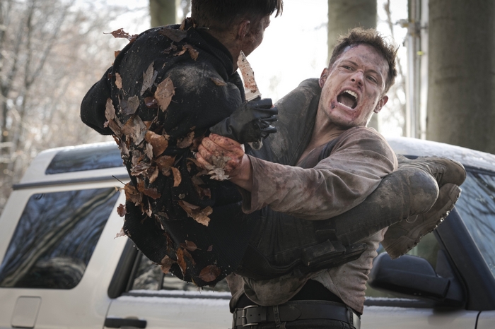 Sam Heughan in intense fight scene from SAS: Red Notice