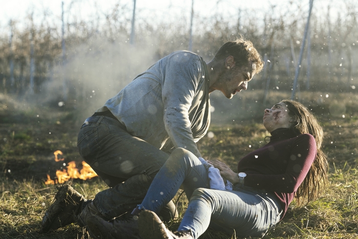 Sam Heughan and Hannah John-Kamen in intense SAS: Red Notice scene