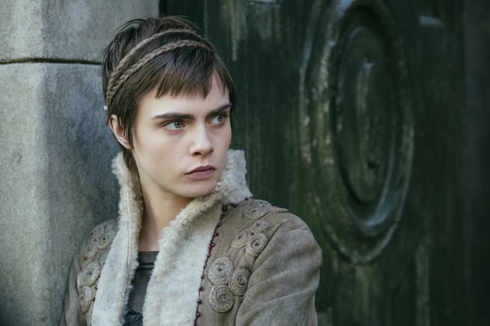 Cara Delevingne as Vignette Stonemoss with braided hair