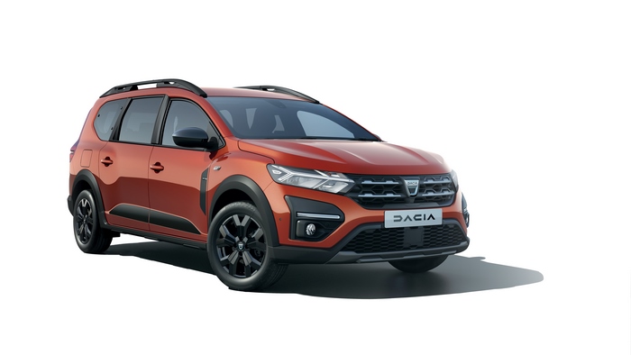 Orange Dacia Jogger Extreme 4K car