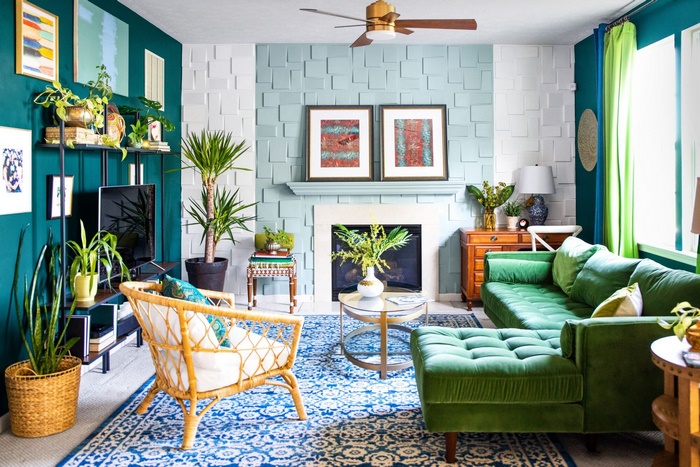 Vibrant Living Room with Green Sofa and Plants